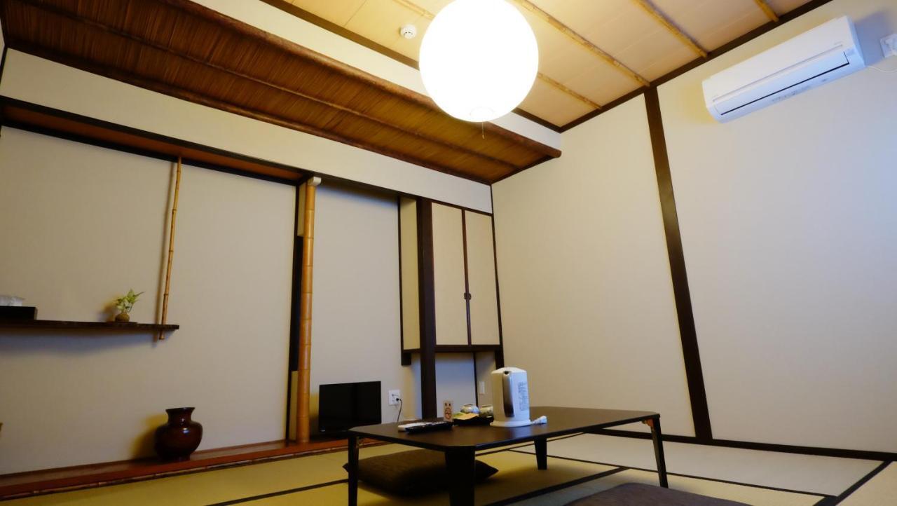 Oyado Tsukiusagi Hacukaiči Pokoj fotografie